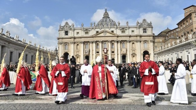 Pope Francis - Palm Sunday in St. Peter's Square