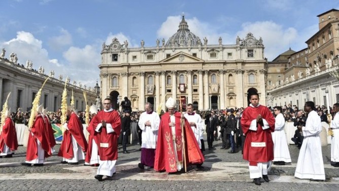 Pope Francis - Palm Sunday in St. Peter's Square Pope Francis - Palm Sunday in St. Peter's Square